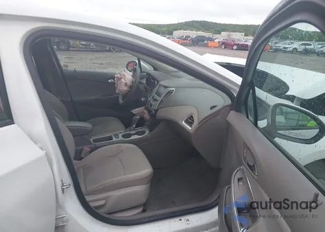 2017 Chevrolet Cruze Ls Auto z USA, uszkodzony, nr VIN 1G1BC5SM2H7115594